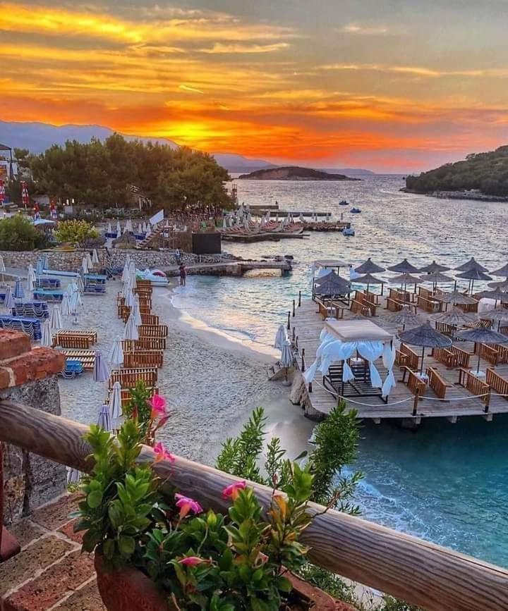 Ksamil Holiday 外观 照片